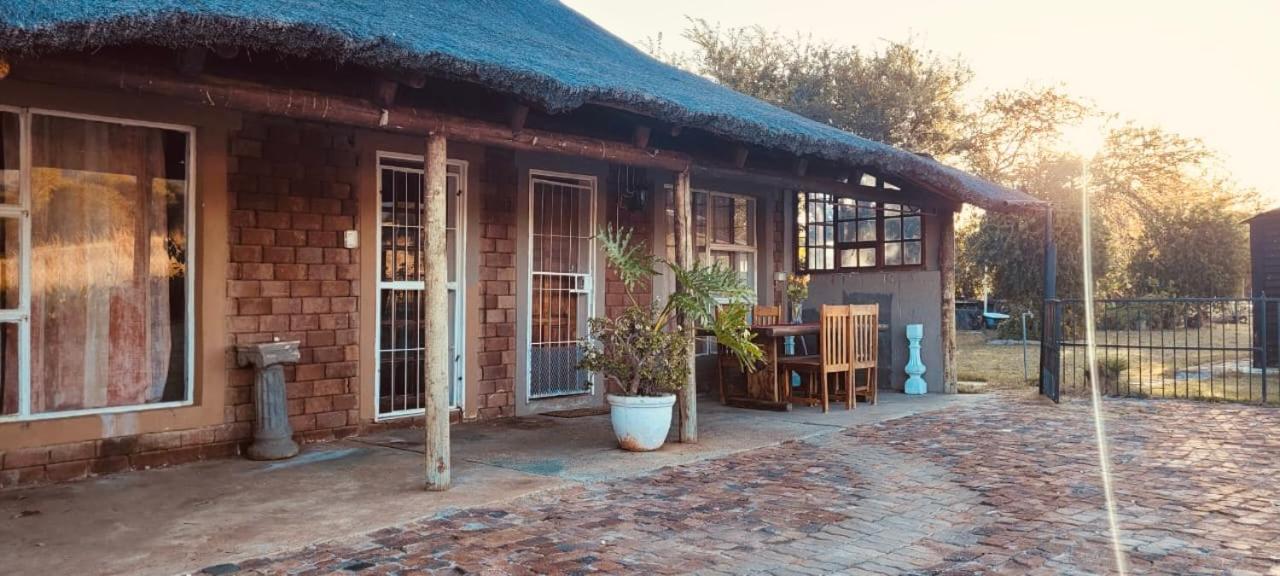 Thabazimbi Bushveld Self Catering Accommodation 外观 照片